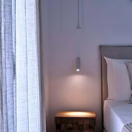 Isida Andros Hotel Batsi